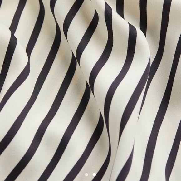 H&M skirt - Picture 3 of 5